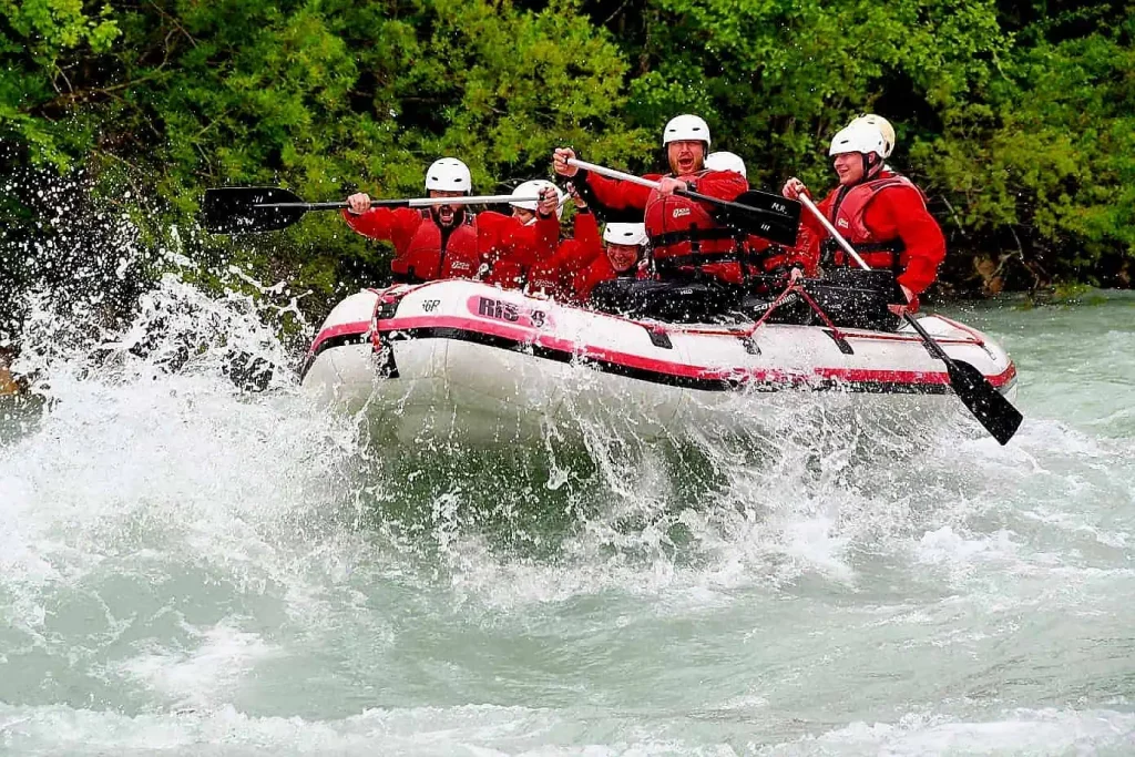 Rafting u Crnoj Gori je veoma popularna atrakcija
